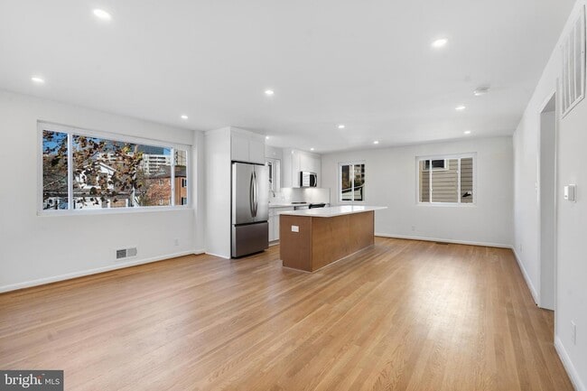 Photo - 618 19th St S Apartment