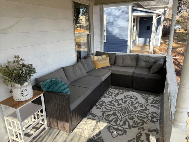 Building Photo - 215 N Grant Ave