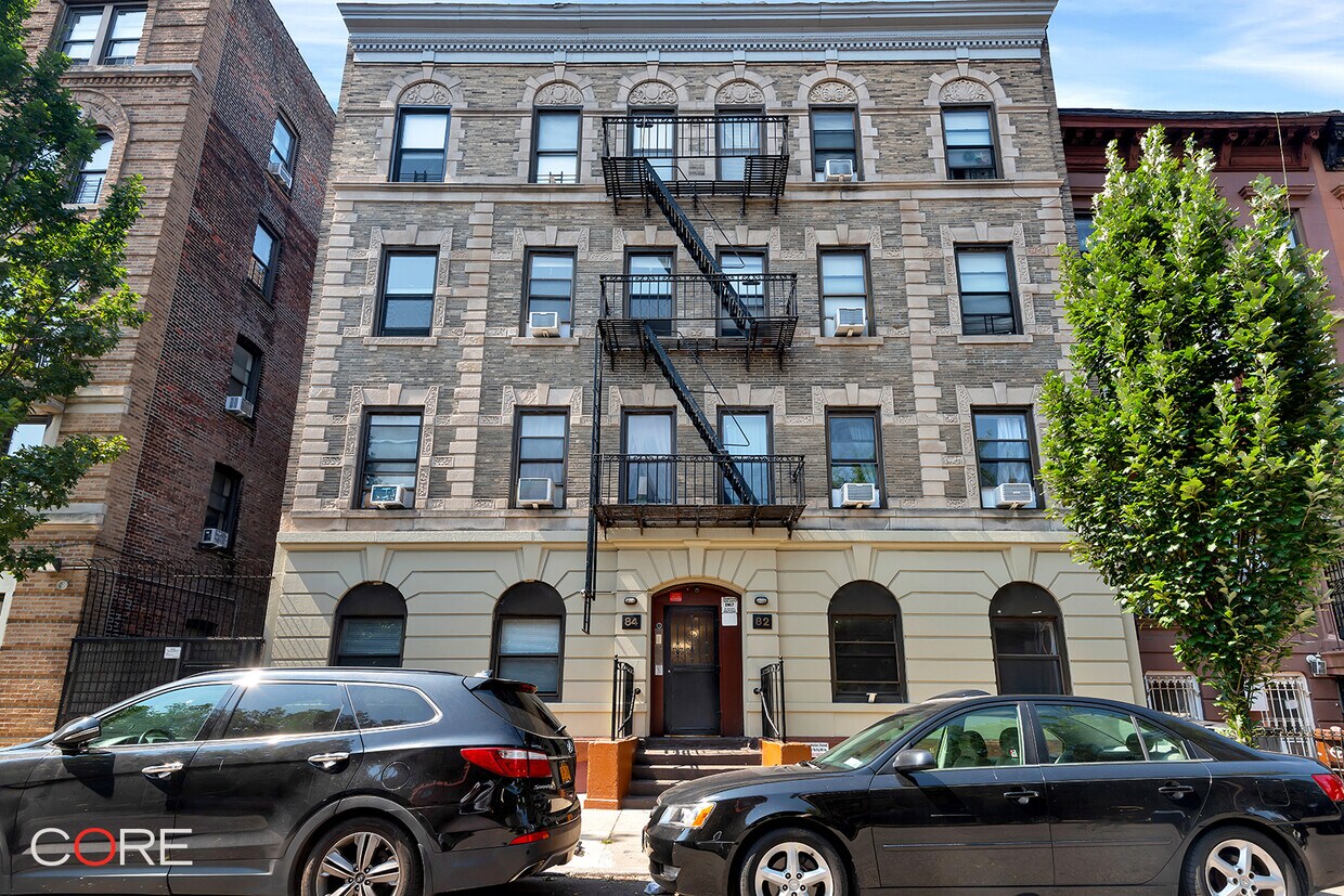 82 Downing St Unit A2, Brooklyn, NY 11238 Room for Rent in Brooklyn