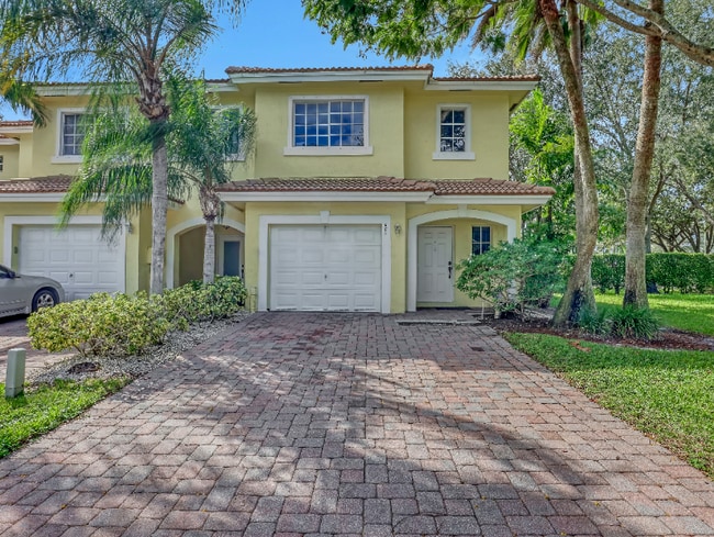 Photo - 681 Imperial Lake Rd Townhome