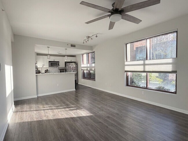 Building Photo - 1150 J St