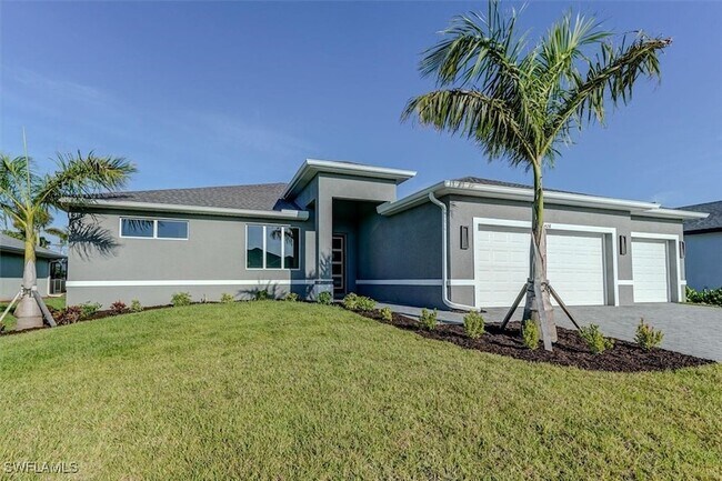 Building Photo - 428 SW 28th Pl