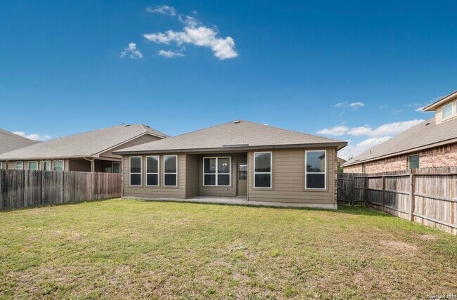 Building Photo - 13819 Murphy Haven