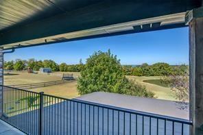 Building Photo - 930 Lakeridge Dr