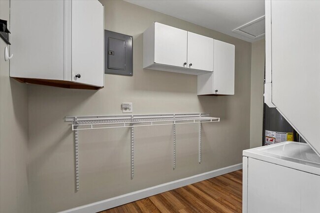 Foto del edificio - 1326 Johnson Ln