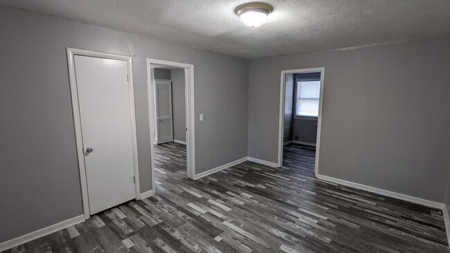 Foto del edificio - 1025 S St Clair St