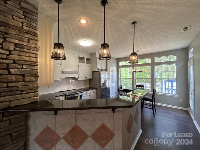 Building Photo - 12326 Agate Ln