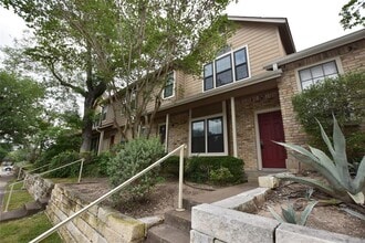Building Photo - 11404 Walnut Ridge Dr