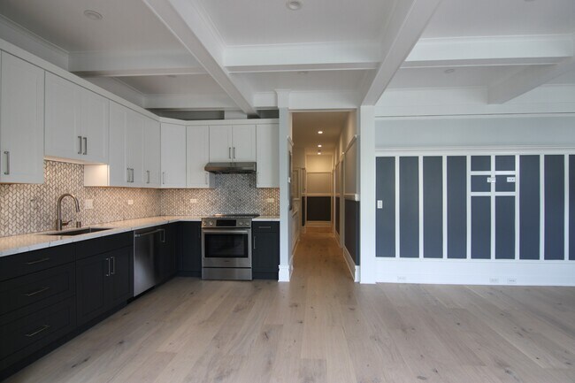 Building Photo - 991 Filbert St