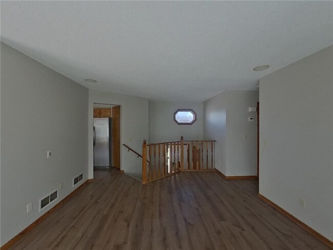 Foto del edificio - 1407 Primrose Ln