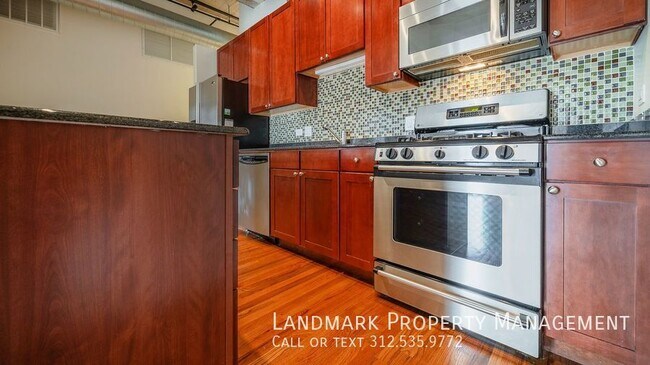 Foto del edificio - 758 N Larrabee St