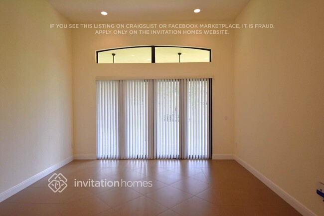 Foto del edificio - 8442 SW 196th Terrace