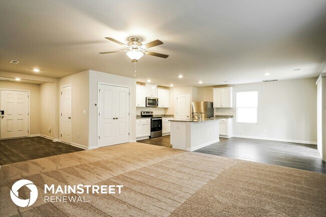 Building Photo - 516 Gusty Ln