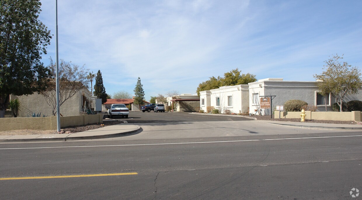 Primary Photo - 17204 N 63rd Ave
