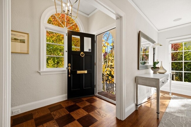 Foto del edificio - 105 Pepper Ave