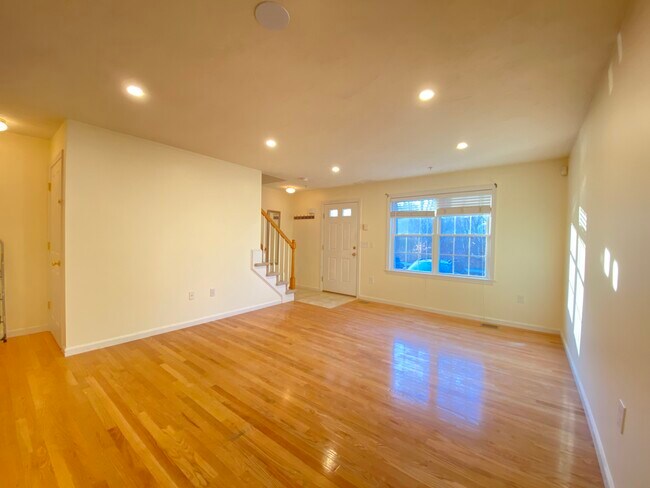 Sala de estar - 38 Boxberry Ln