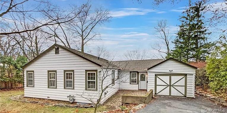 Primary Photo - 40 Woodland Dr
