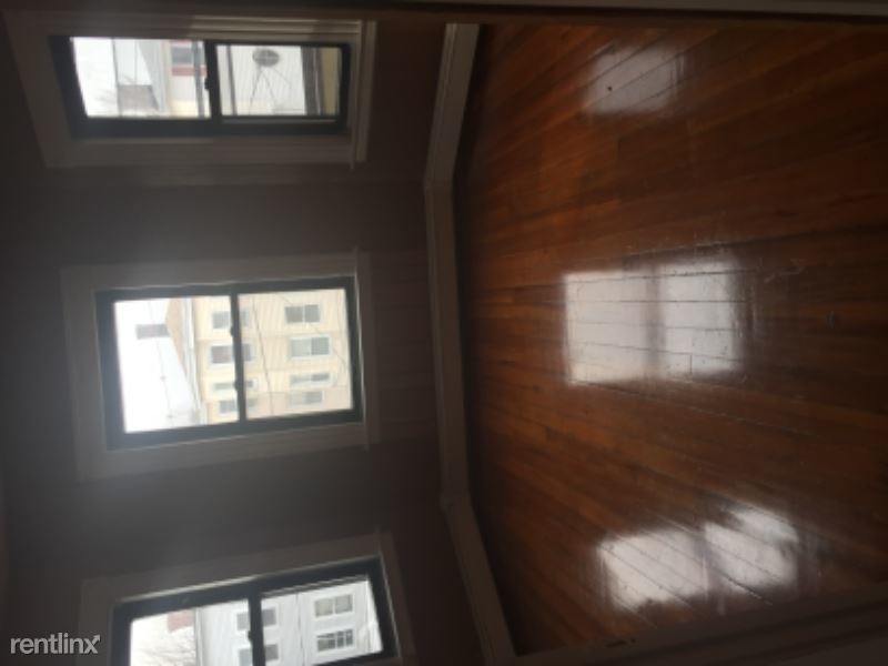 Foto del edificio - 52 Harbison Ave