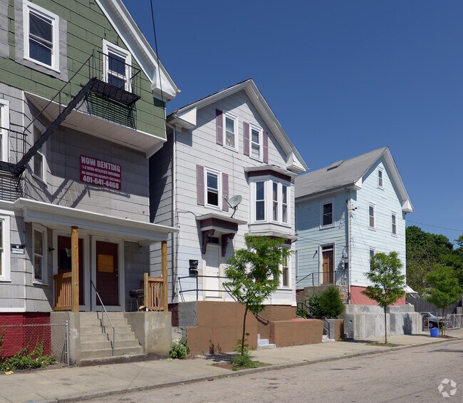 Building Photo - 110 Bowdoin St