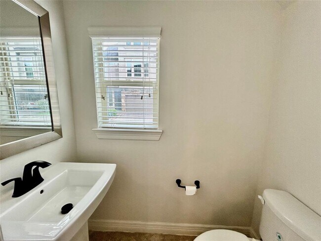 Foto del edificio - 1507 Peyton Oaks Pl