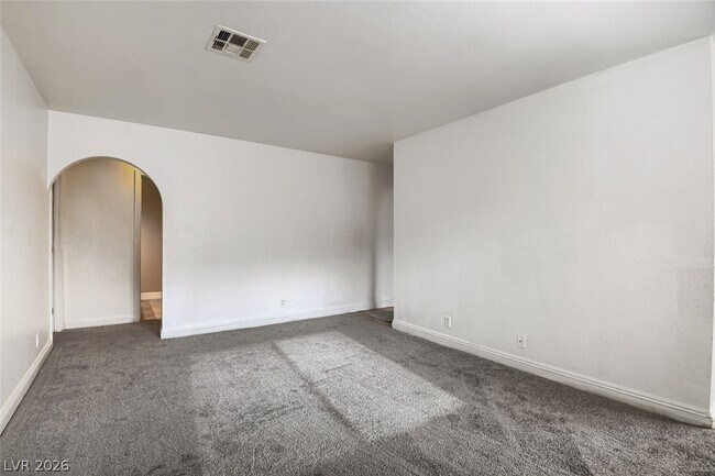 Foto del edificio - 1806 N Decatur Blvd