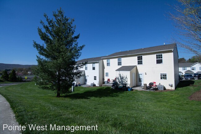 Building Photo - 4 br, 2.5 bath House - 1421 Christine Court