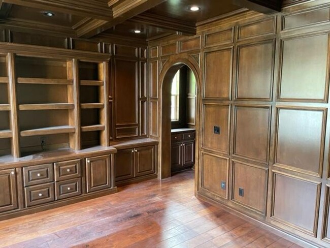 Building Photo - San Ramon Luxury family home New Paint!  C...