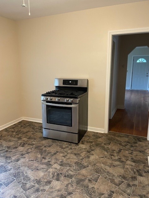 Kitchen - 4903 Terminal Dr