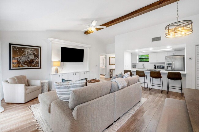 Building Photo - 11863 Wimbledon Cir