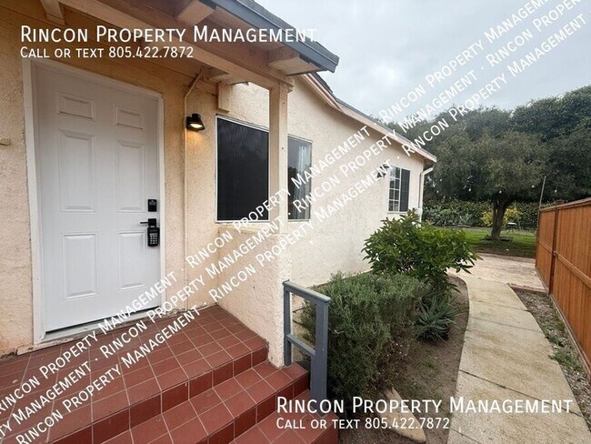 Foto del edificio - 329 E Scott St