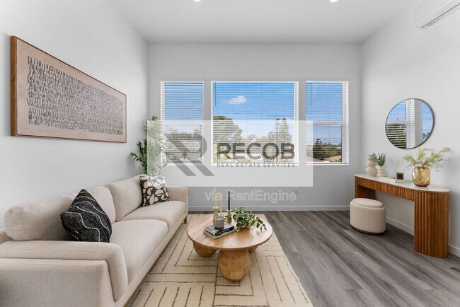 Foto del edificio - 5252 Adams Ave