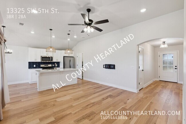 Foto del edificio - 13325 SW 5th St
