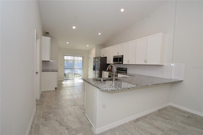 Foto del edificio - 11 Buttonwood Ln