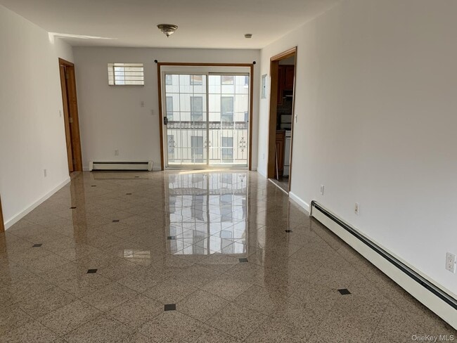 Foto del edificio - 7056 45th Ave