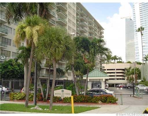 Building Photo - 1408 Brickell Bay Dr