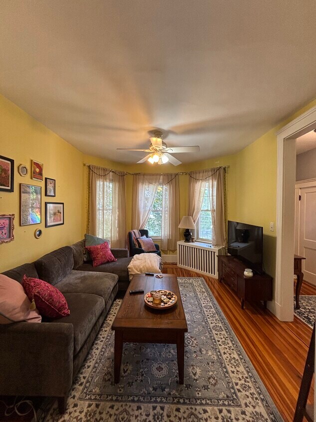 Foto principal - 250 Poplar St