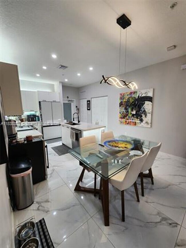Foto del edificio - 8363 NW 41st St