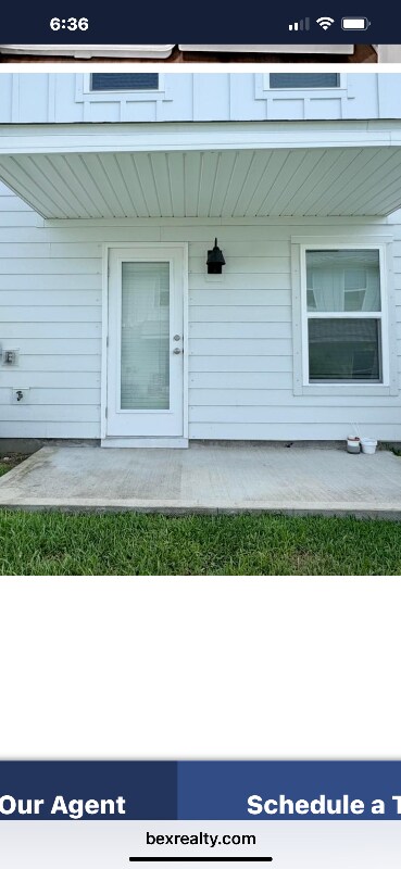 Foto del edificio - 2 Redbird Lp