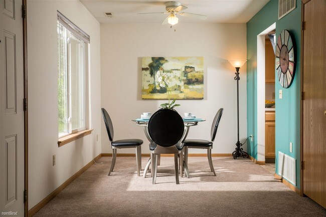 Foto del edificio - 3411 Beaujardin Dr