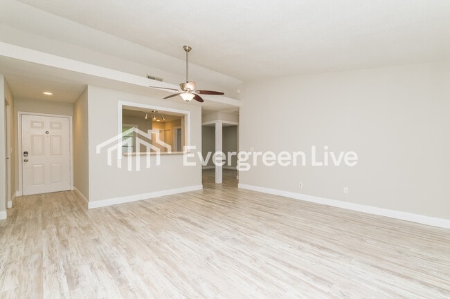 Foto del edificio - 11507 Smokethorn Dr