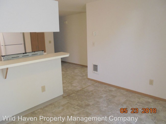 Foto del edificio - 510 NE Osborne Ct
