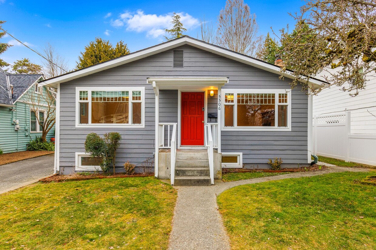 Foto principal - Greenlake Charming 3 Bedroom 1.75 Bath Hug...