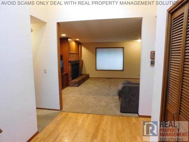 Foto del edificio - 7050 SW 103rd Ave