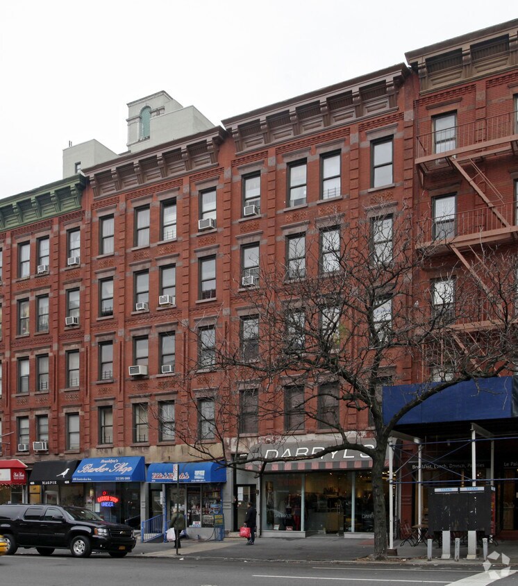 Primary Photo - 490 Amsterdam Ave