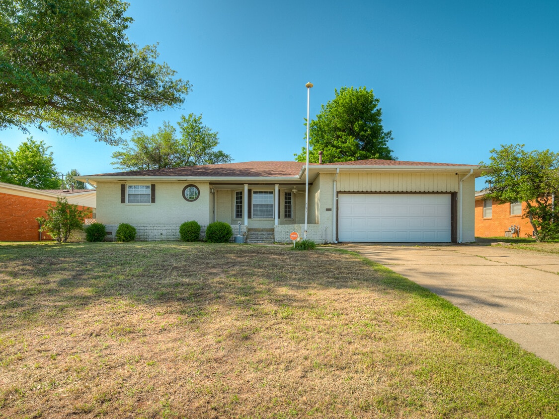 Foto principal - 1505 W Blake St