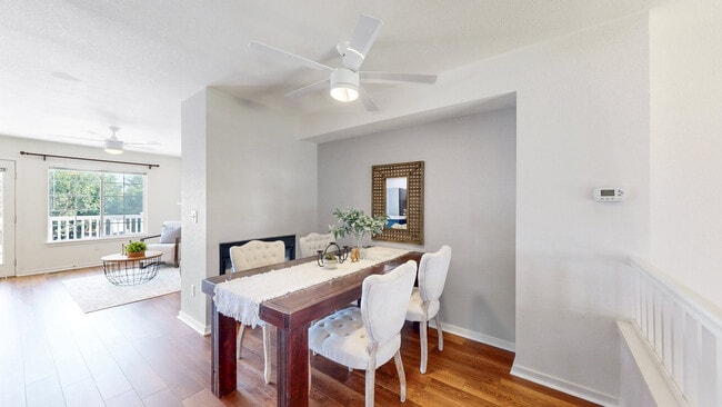 Foto del edificio - 2560 Concord Cir