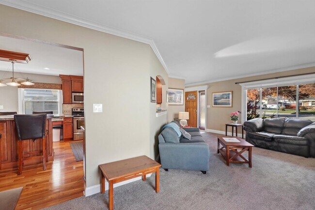 Building Photo - 7422 W Crawford Ave