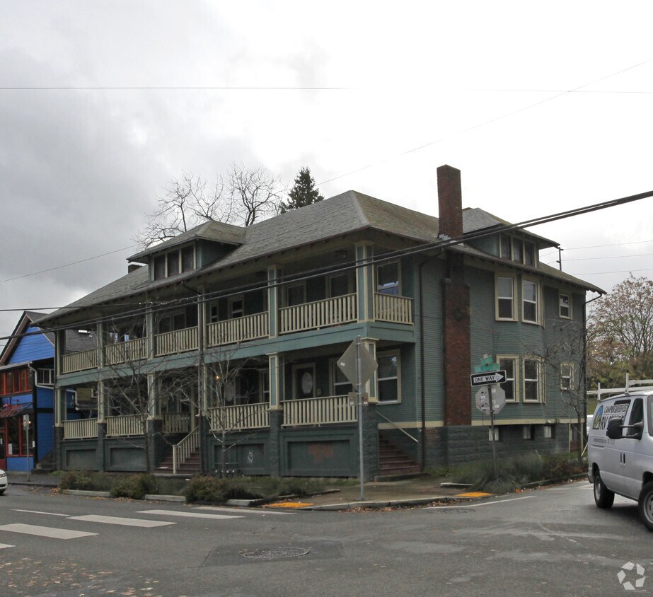 Foto del edificio - 1603-1609 SE 12th Ave