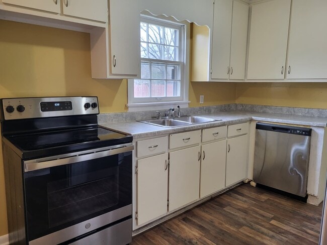 Building Photo - 3914 Mc Vay St SW