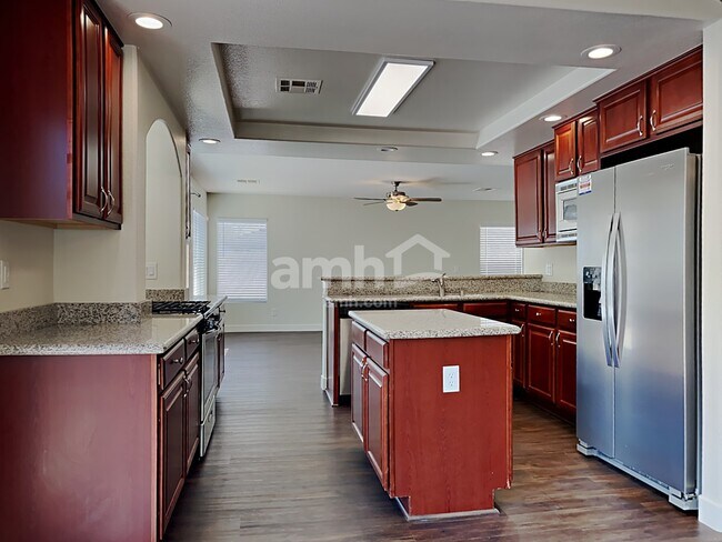 Foto del edificio - 10685 Timber Stand St